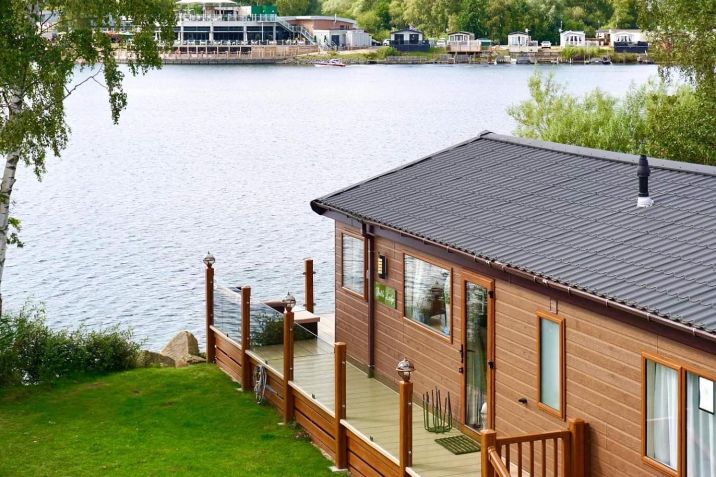 Fable Lodge Tattershall Lakes - Luxury Lakeside Lodge With Hot Tub Extérieur photo